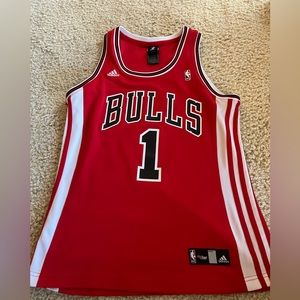 Chicago Bulls Derrick Rose official jersey size adult women’s medium